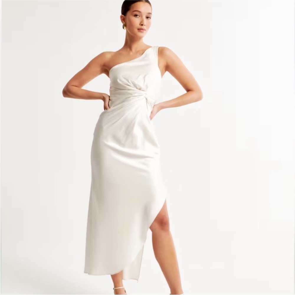 Abercrombie & Fitch One-Shoulder Cream Dress